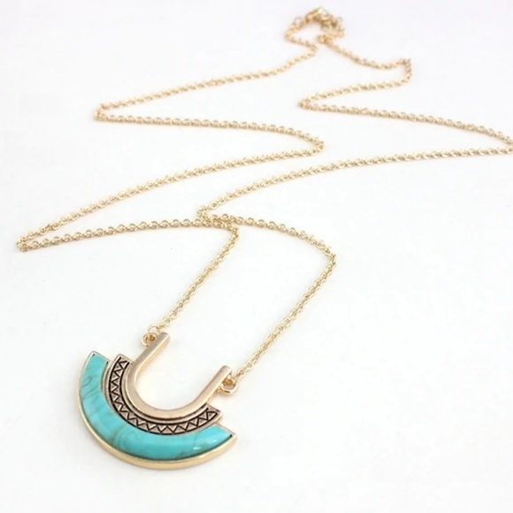 LiveChicStyle Jewelry - Vintage Turquoise Geometric Bar Necklace
